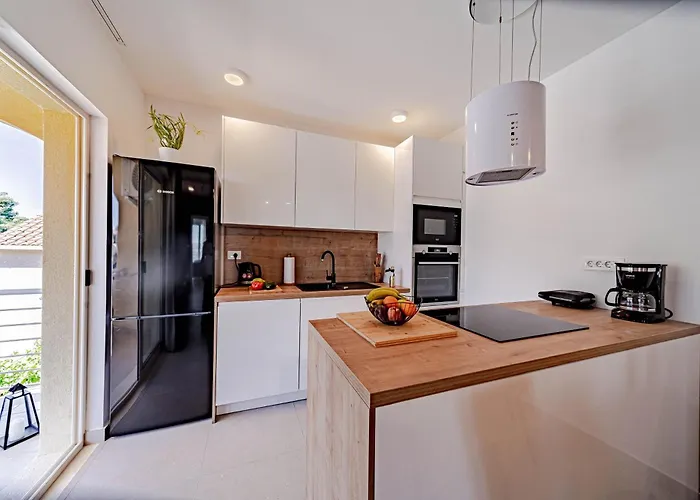 By The Sea Prizba, Korcula - 22068 *